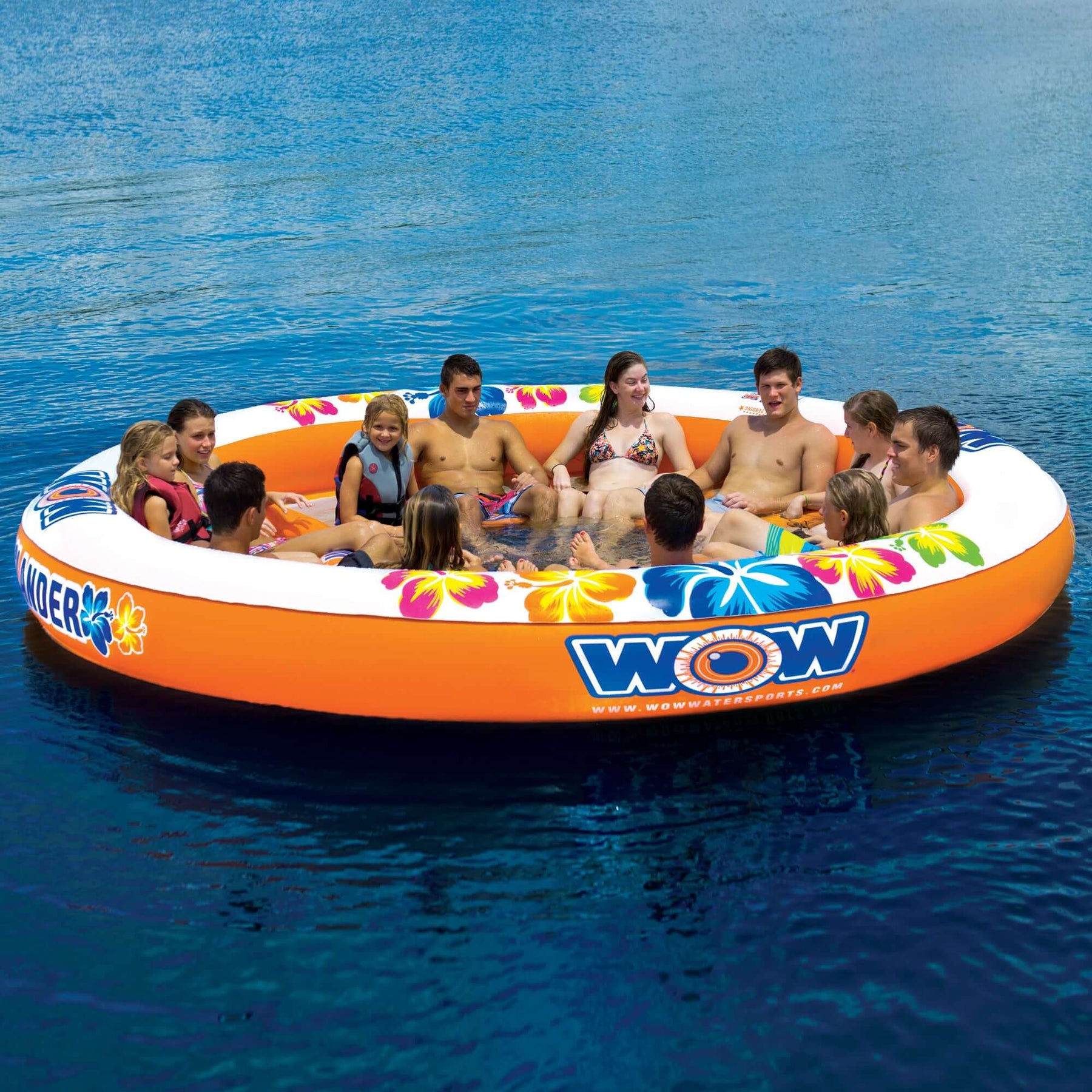 WOW Watersports Floating 12 Person Stadium Islander Water Lounge and