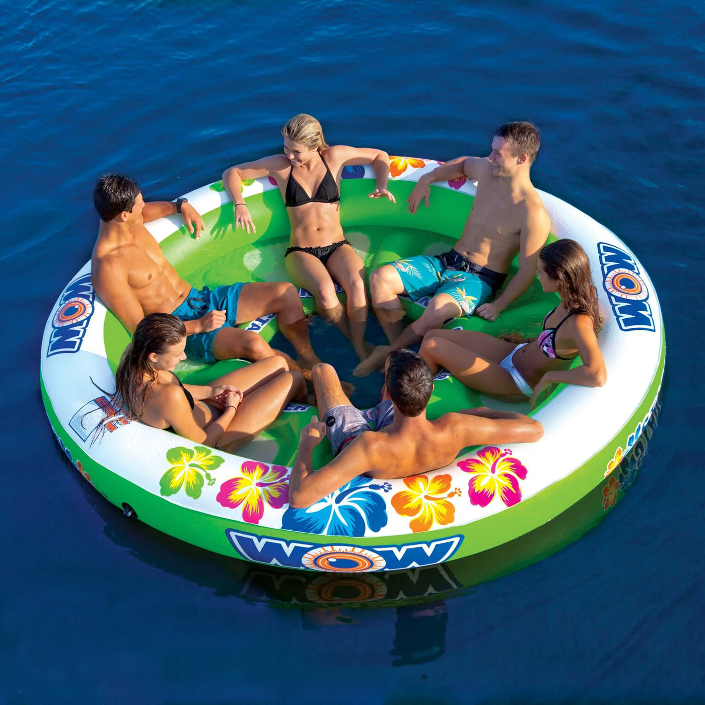 WOW Watersports Floating 6 Person Stadium Islander Water Lounge and